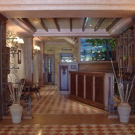 Valley Hotel 4*